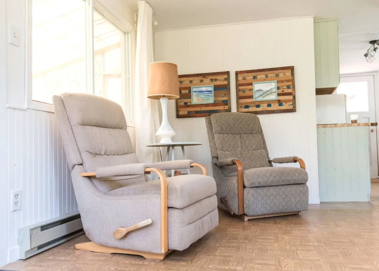 Rustic Retreat- Bois Joli Beach 8
