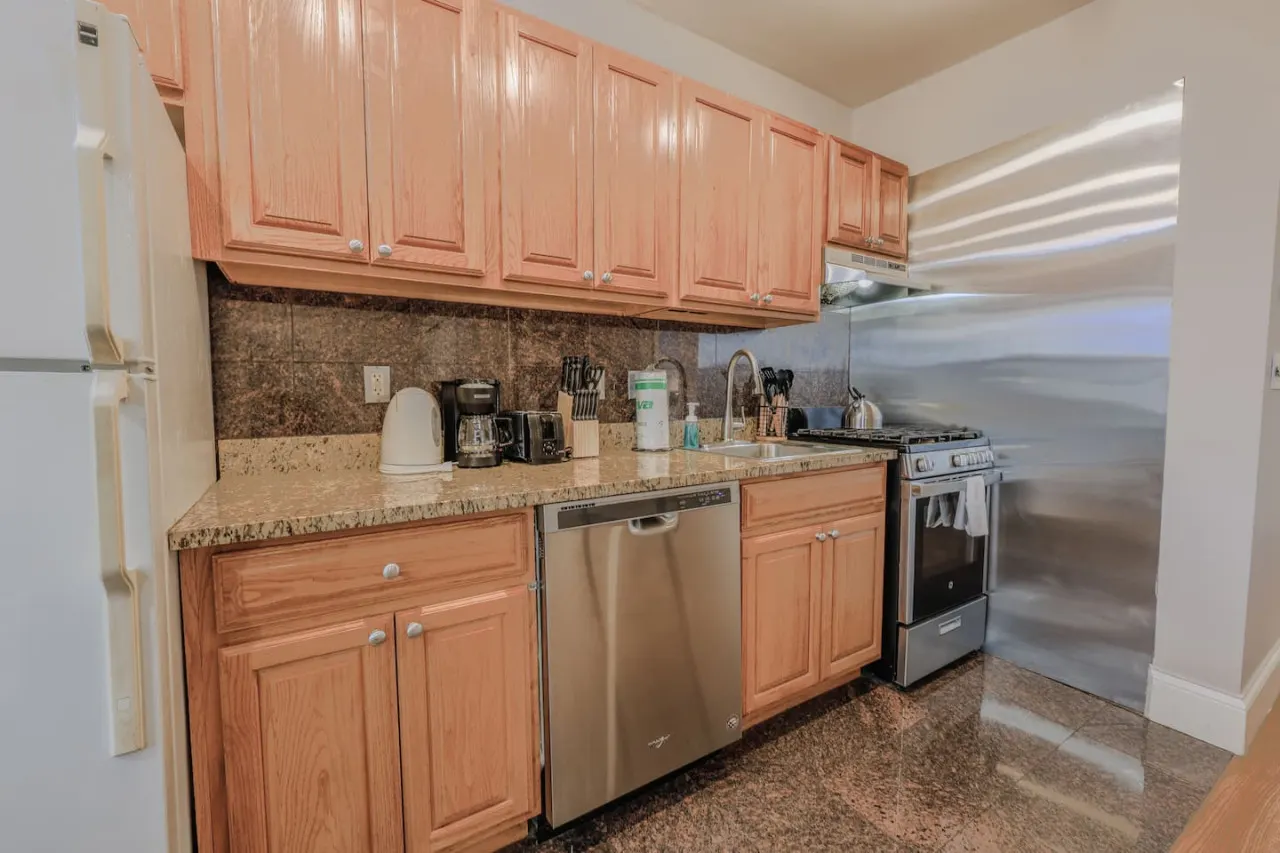 Chic 1 Bed Apartment! Steps from Boston Common! 5