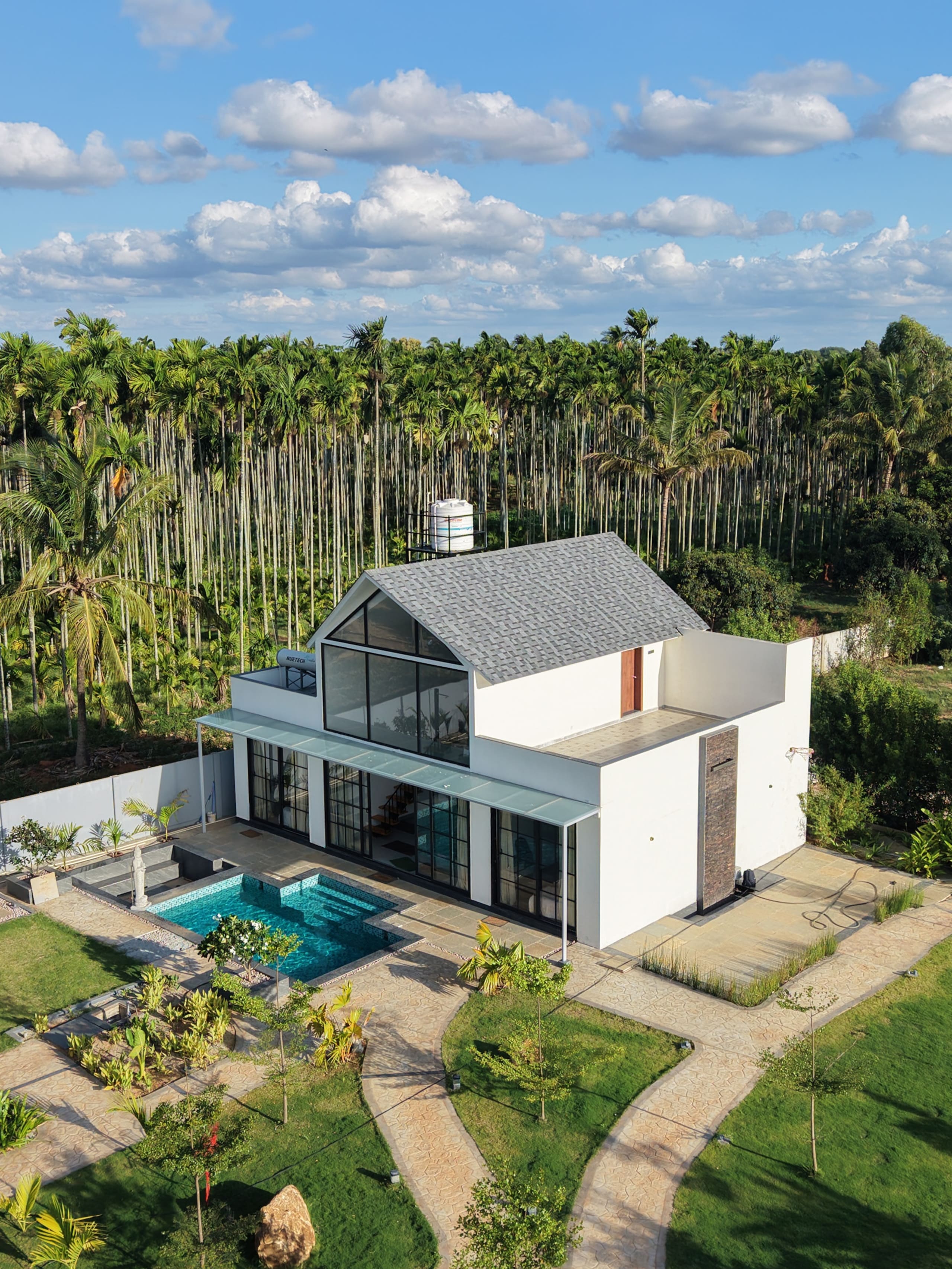 Mandala Villa by Stayops-Private Pool | Nr Airport