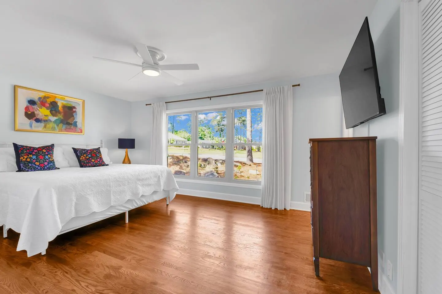 Waverly Home - 5 Bedrooms 4 Bathrooms 15