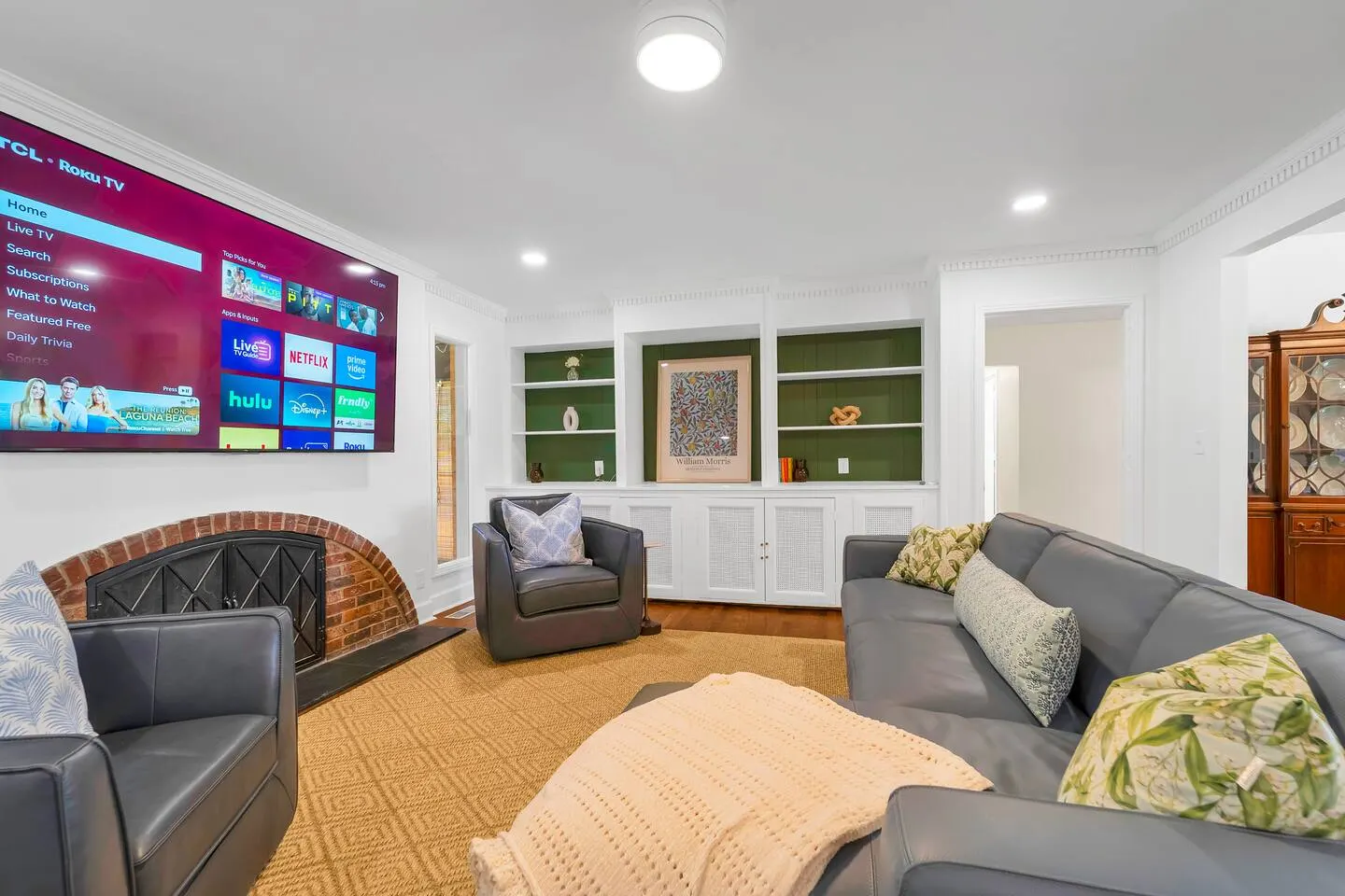 Waverly Home - 5 Bedrooms 4 Bathrooms 6