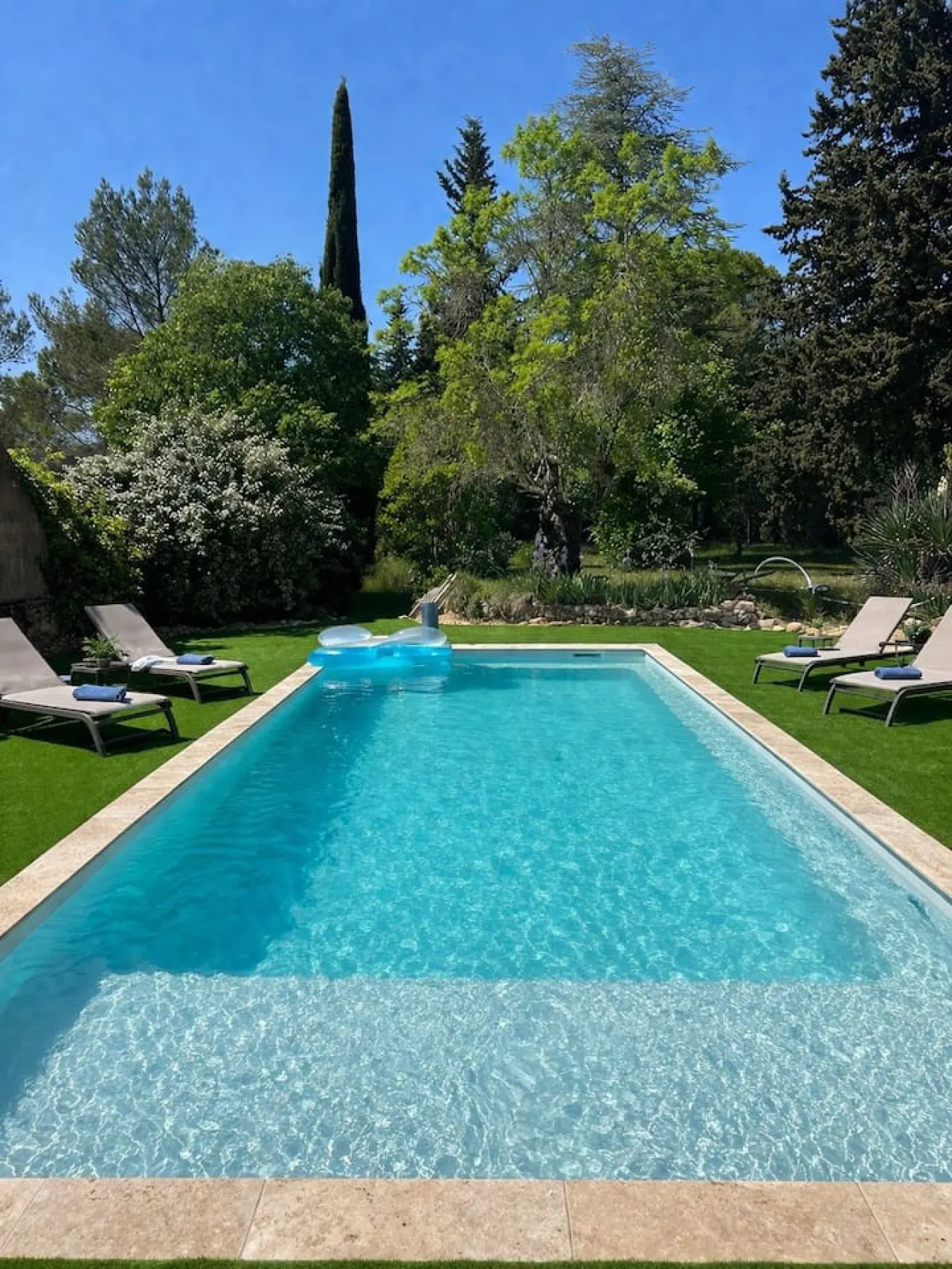 Maison familiale 12 P- Piscine privée & City Stade