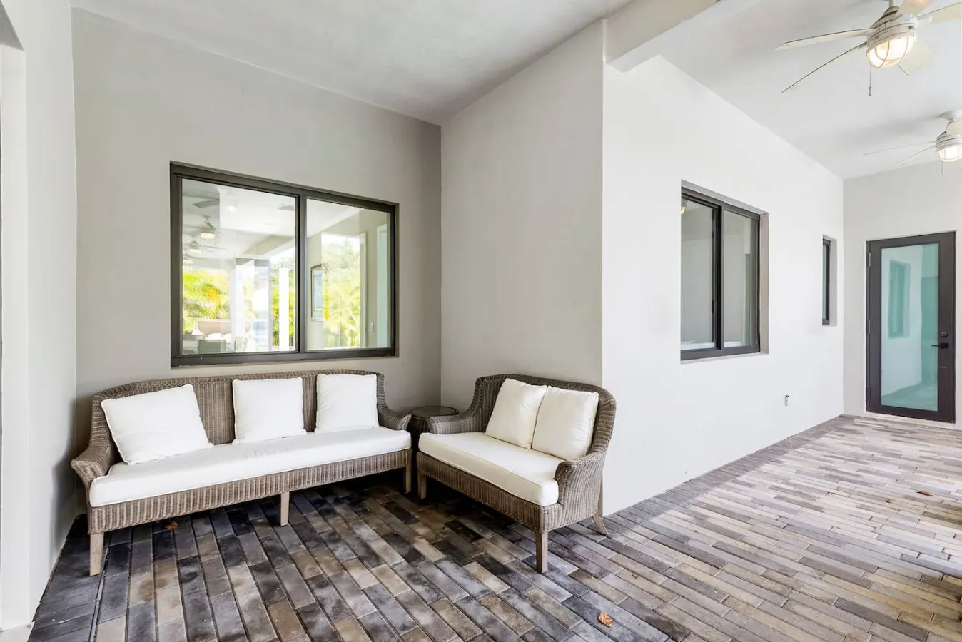 20% Off NEW 10BR Luxury villa w/Private Pool! 8