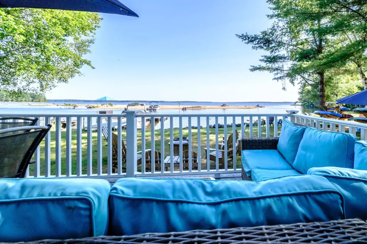 Blue House- Lakehouse on Sebago w. stunning Sunrises + Sunsets 10