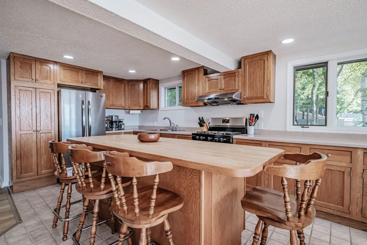 Blue House- Lakehouse on Sebago w. stunning Sunrises + Sunsets 12