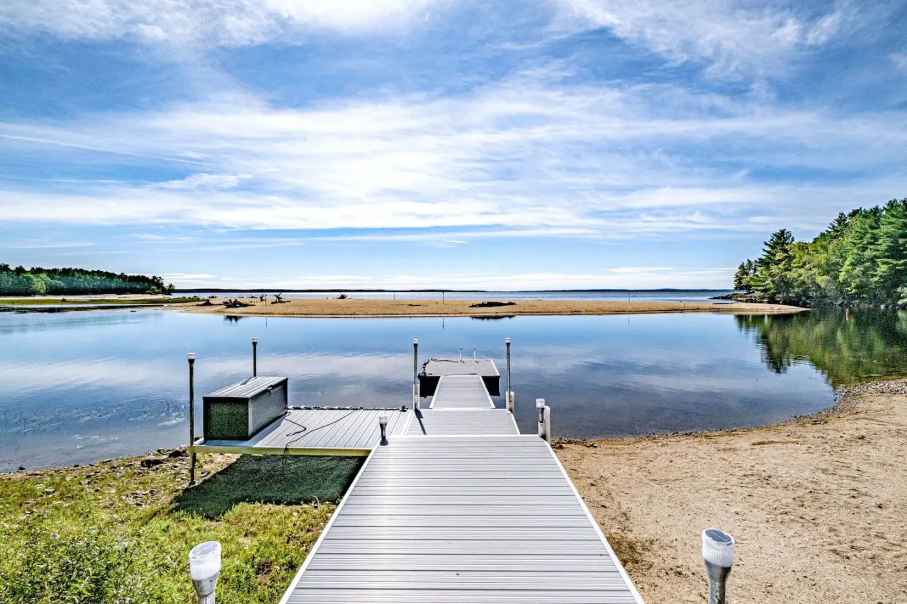Blue House- Lakehouse on Sebago w. stunning Sunrises + Sunsets — photo 4
