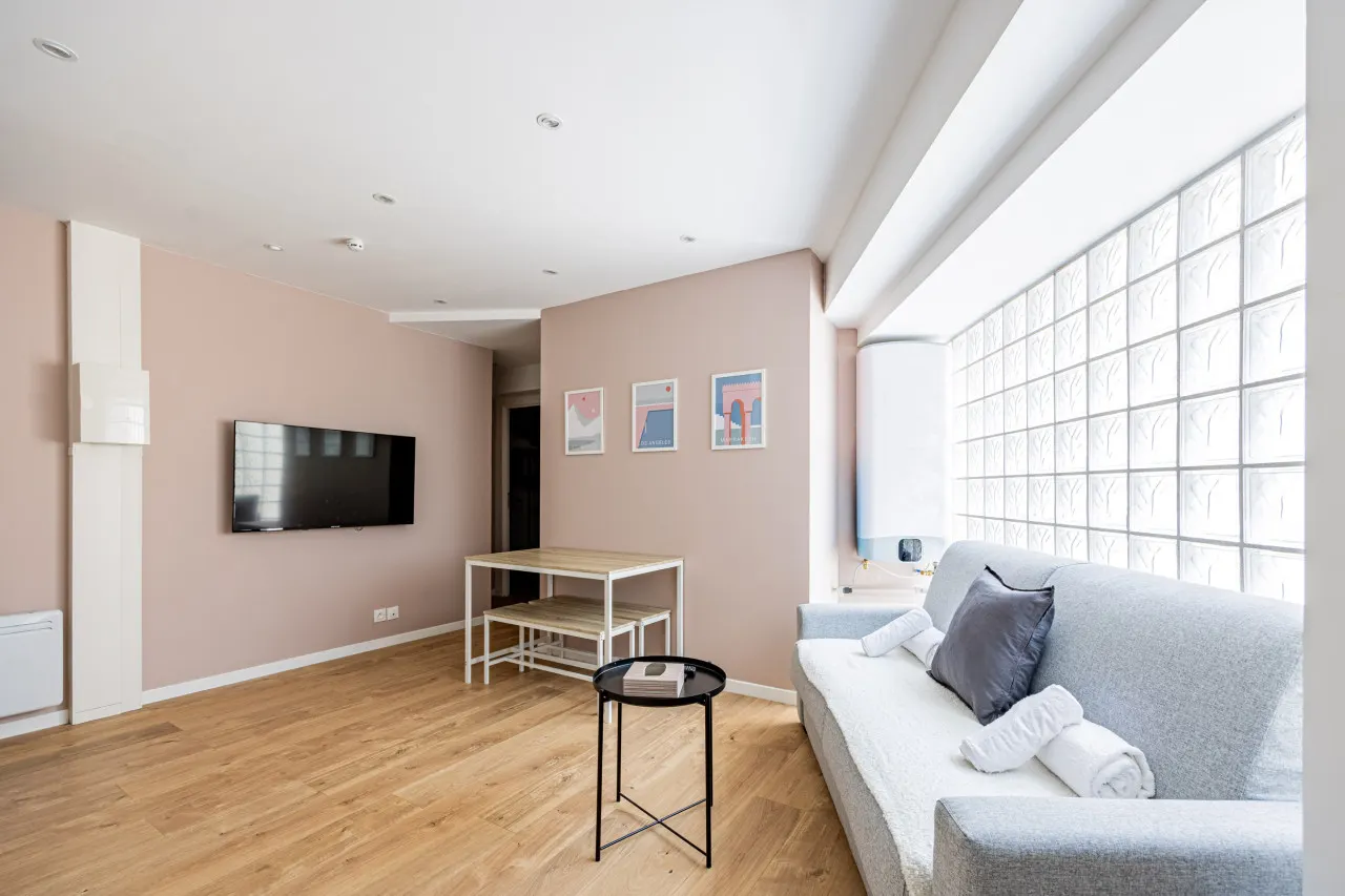 Charme Parisien 6 Personnes, 2 chambres, 19ème 10