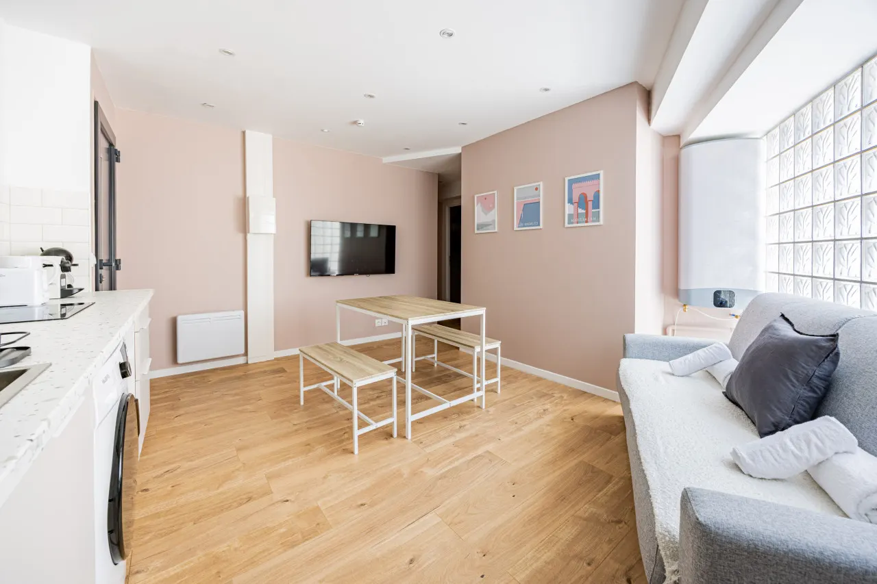 Charme Parisien 6 Personnes, 2 chambres, 19ème 4