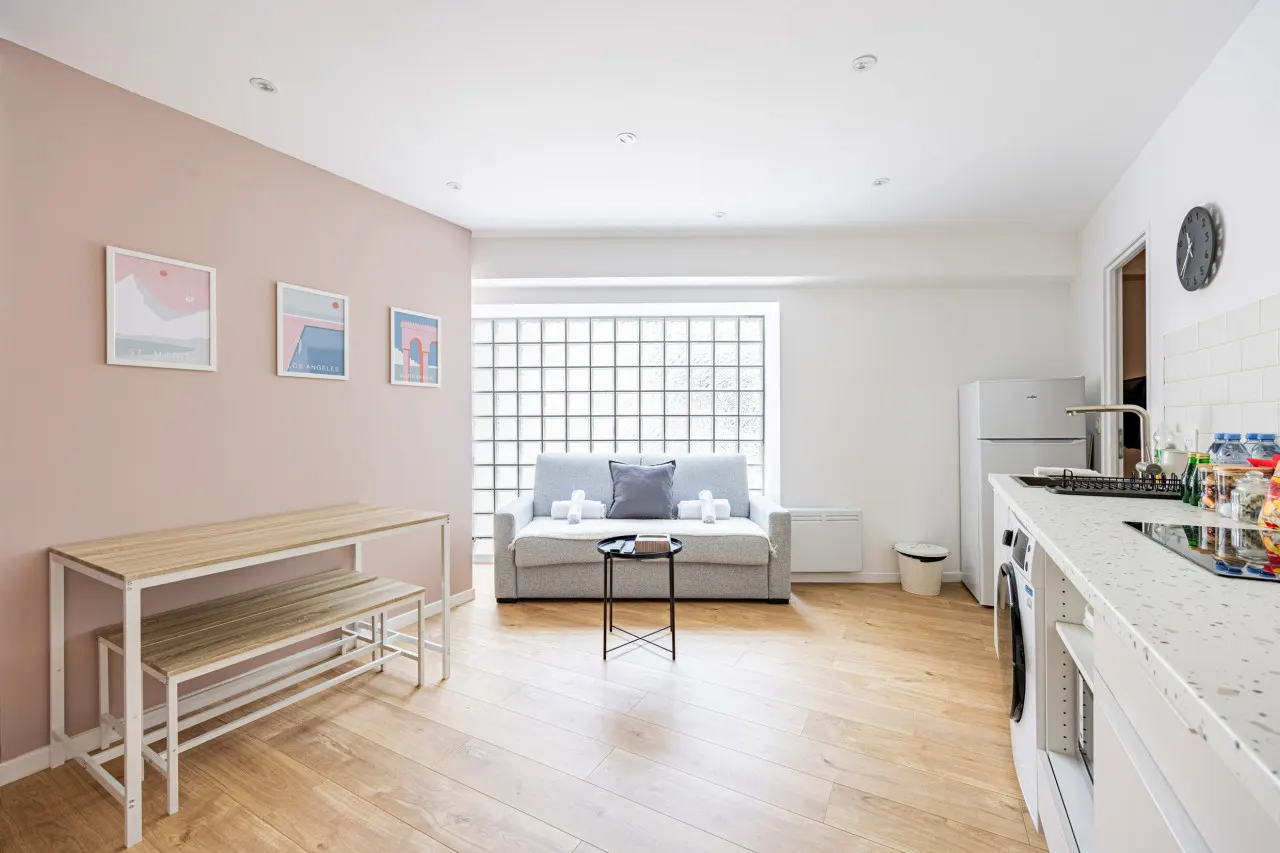 Charme Parisien 6 Personnes, 2 chambres, 19ème 5