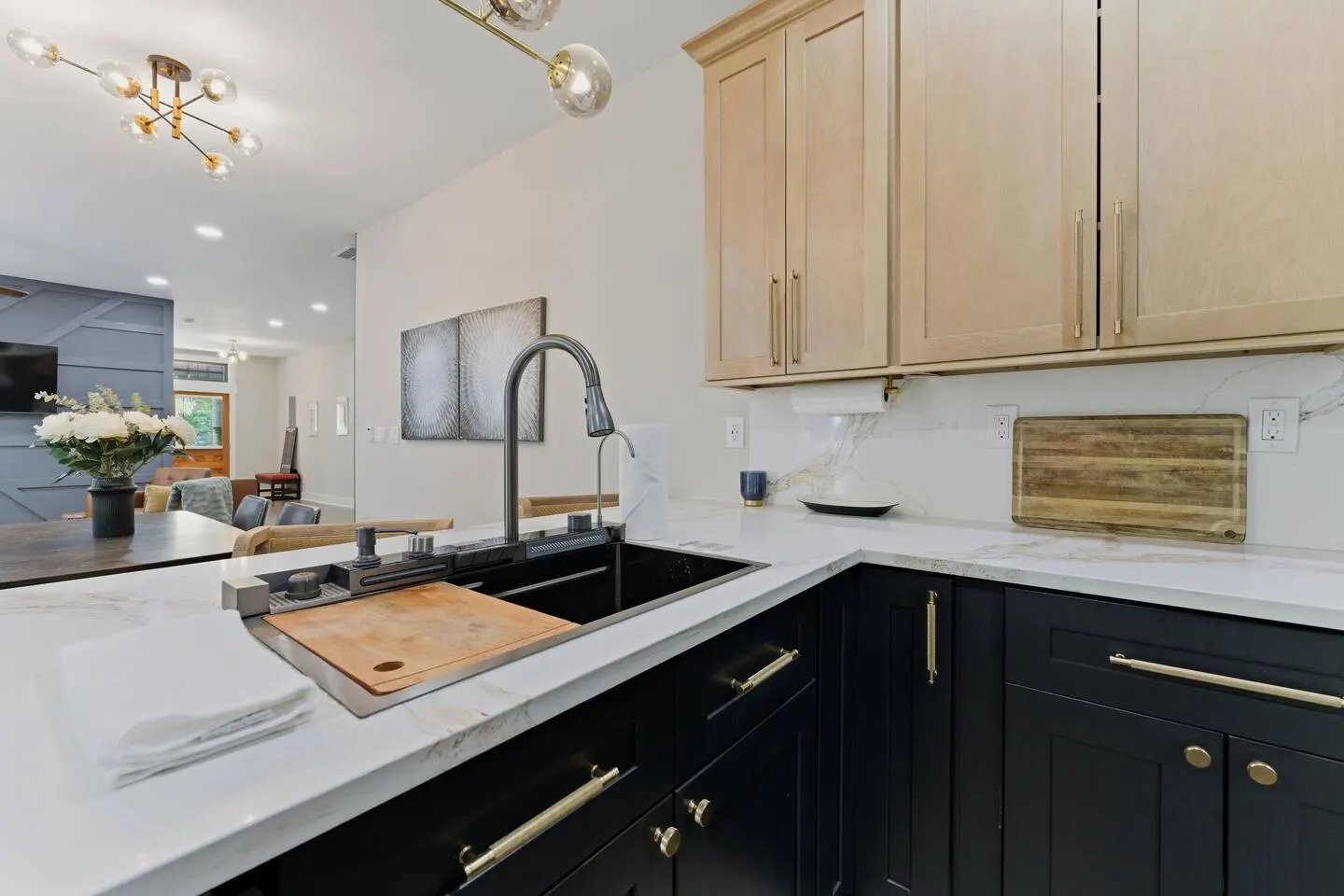 Spacious 4BR Home Near BeltLine 15