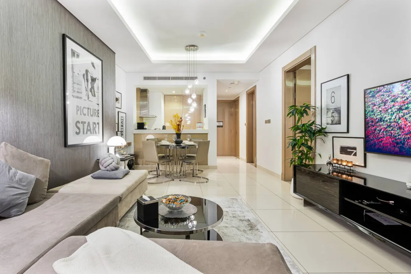 Stylish 1BR in Business Bay | Burj Khalifa View — photo 5