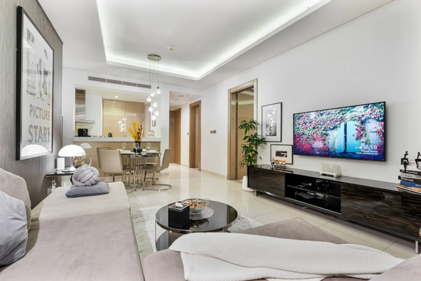 Stylish 1BR in Business Bay Burj Khalifa View 6