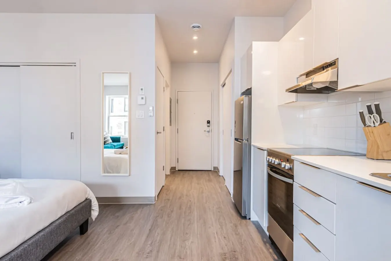 Plateau - Brand New and Perfectly Located Flat in Le Plateau - Unit 6 13