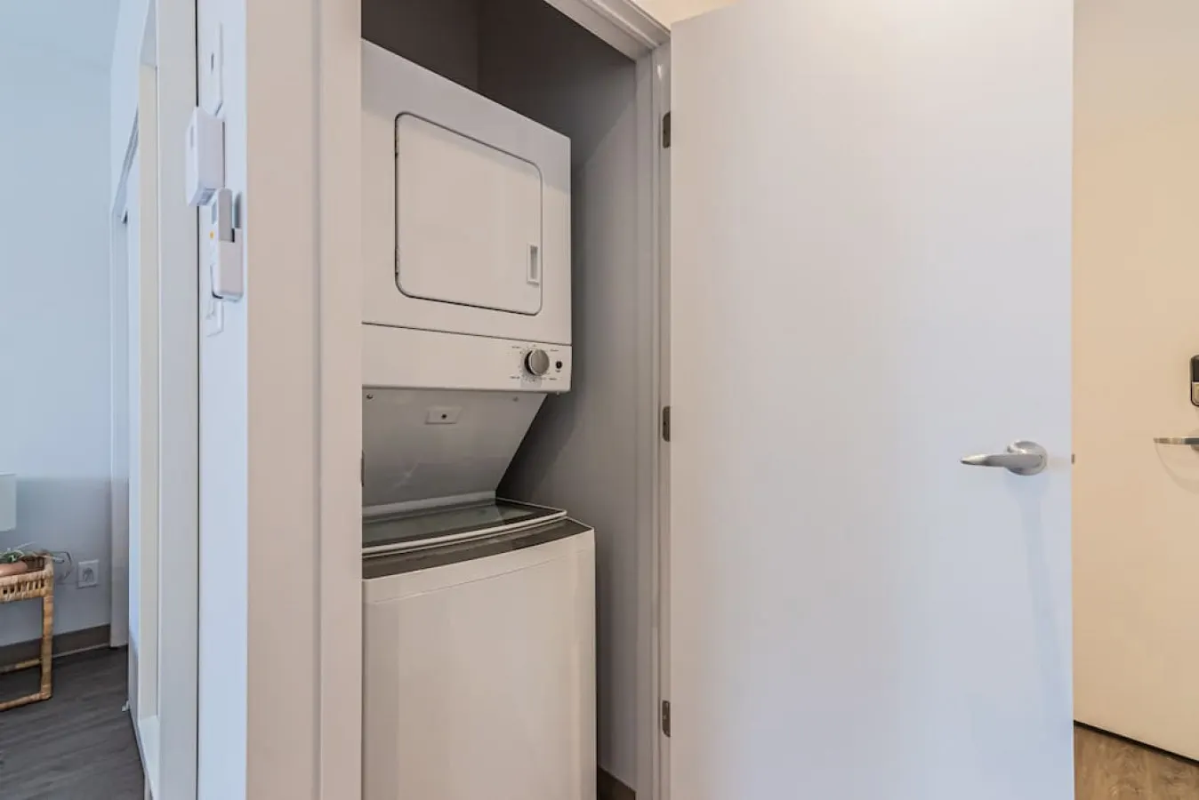 Plateau - Brand New and Perfectly Located Flat in Le Plateau - Unit 6 17