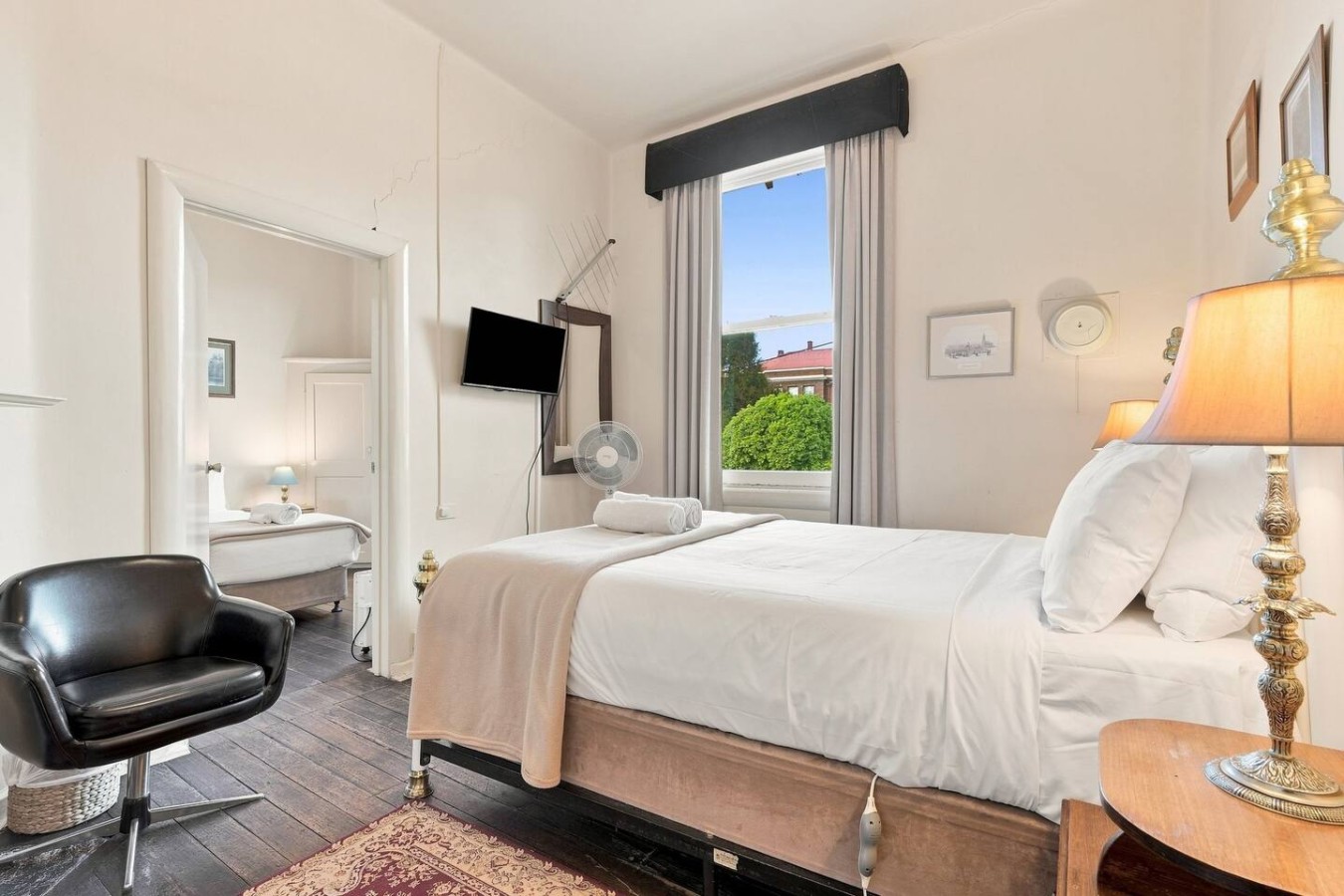 Edinburgh Family Room 2