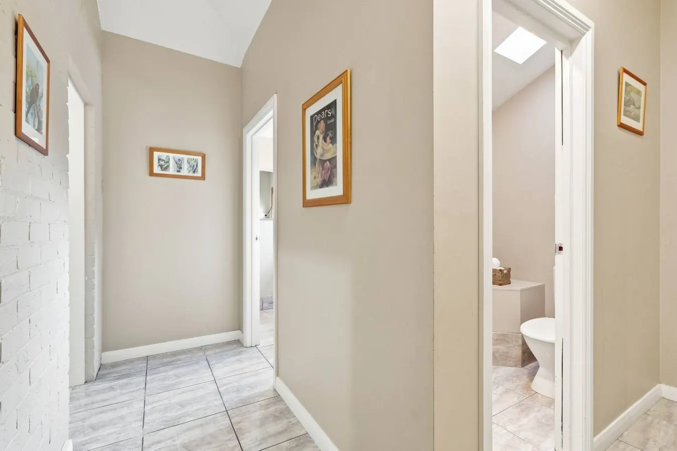 Edinburgh Family Room 19