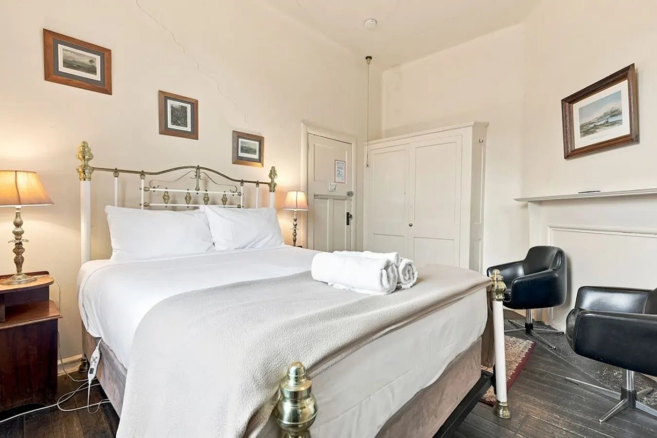 Edinburgh Family Room 7