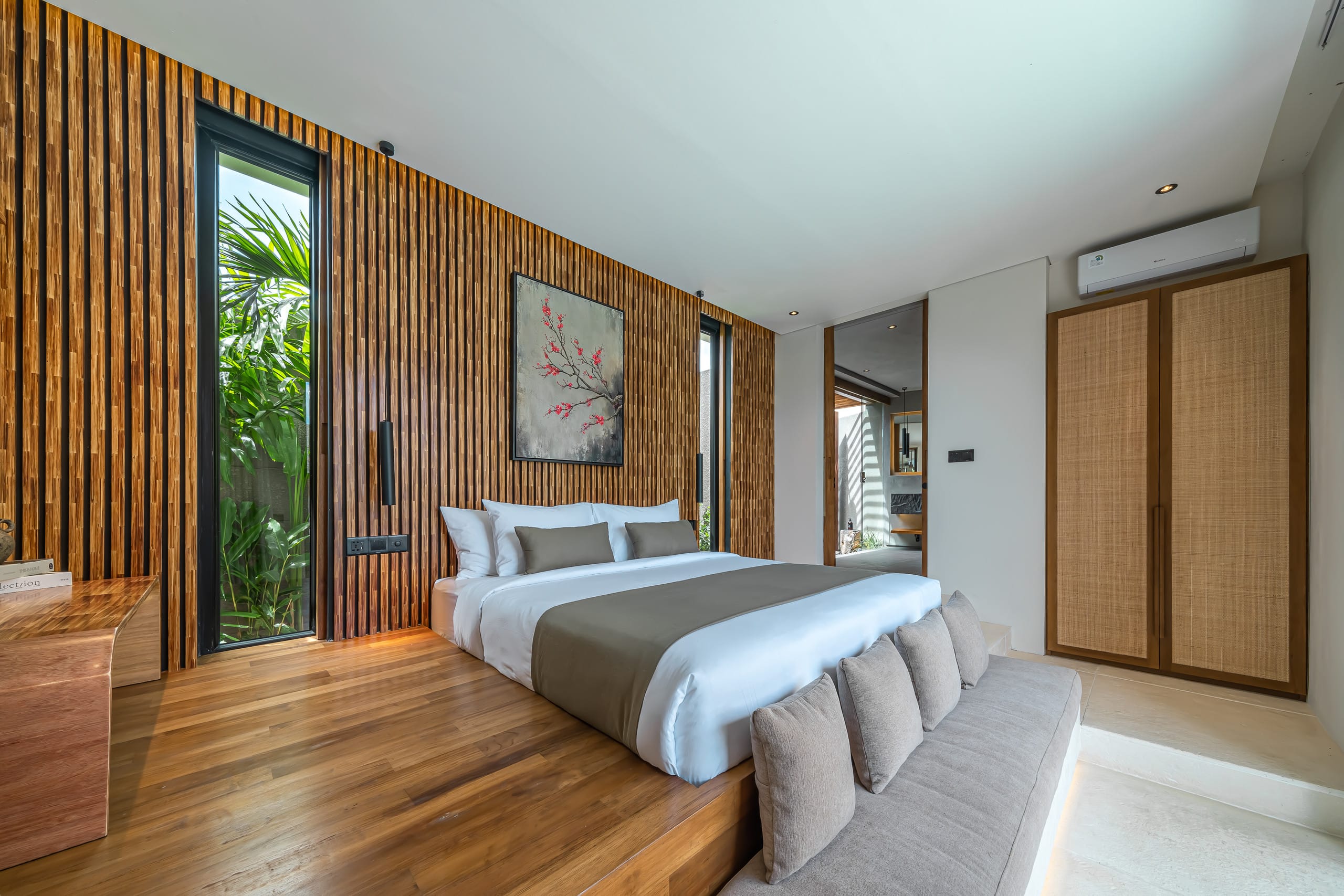 The Line | 5BR Luxury Villa w/ Cinema & Hot Tub 7