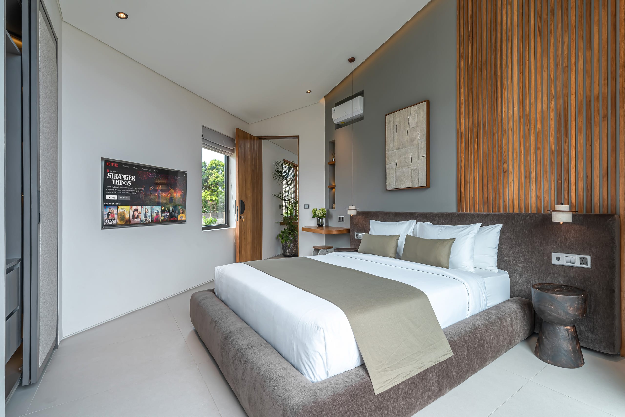 The Line | 5BR Luxury Villa w/ Cinema & Hot Tub 28