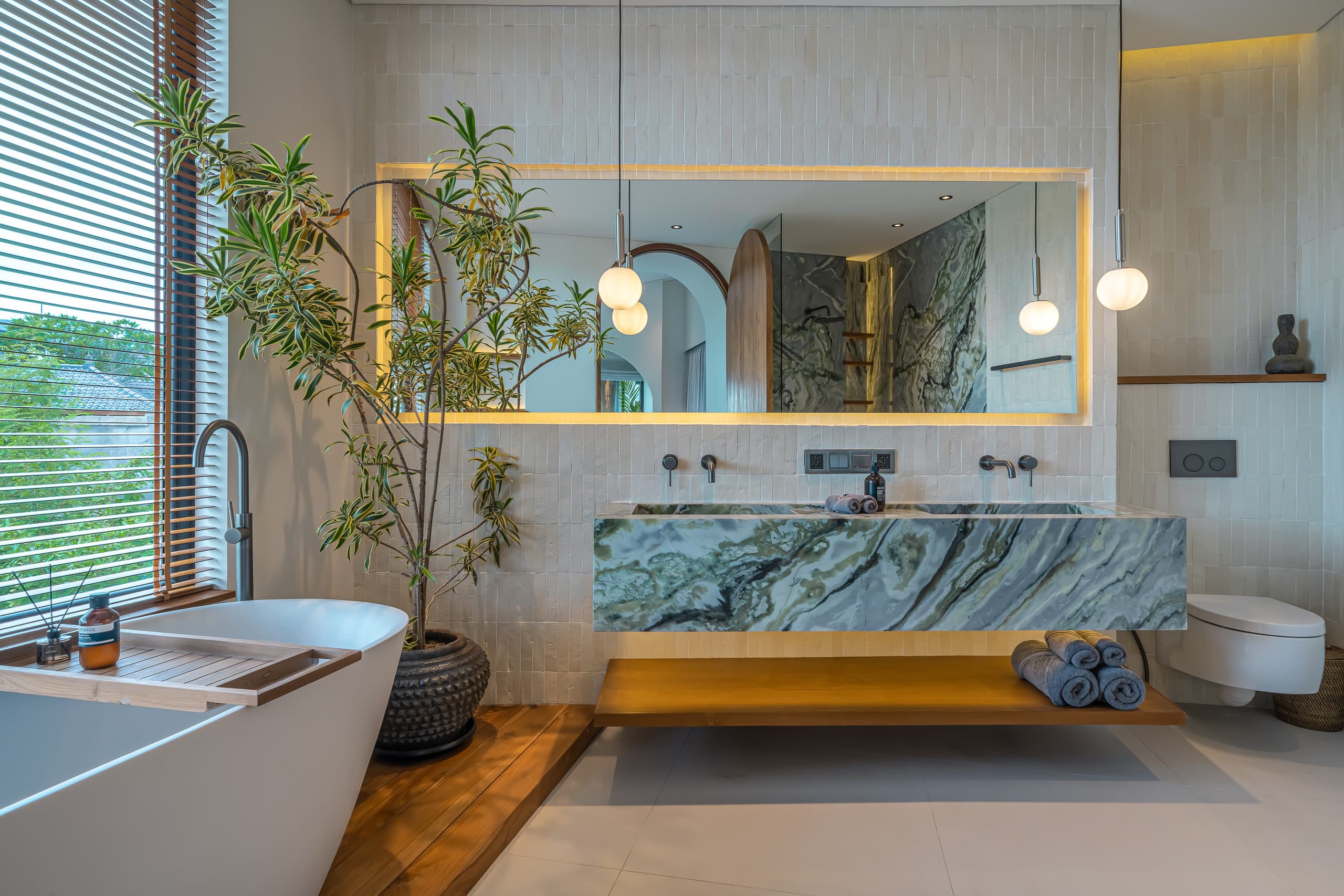 The Line | 5BR Luxury Villa w/ Cinema & Hot Tub — photo 4