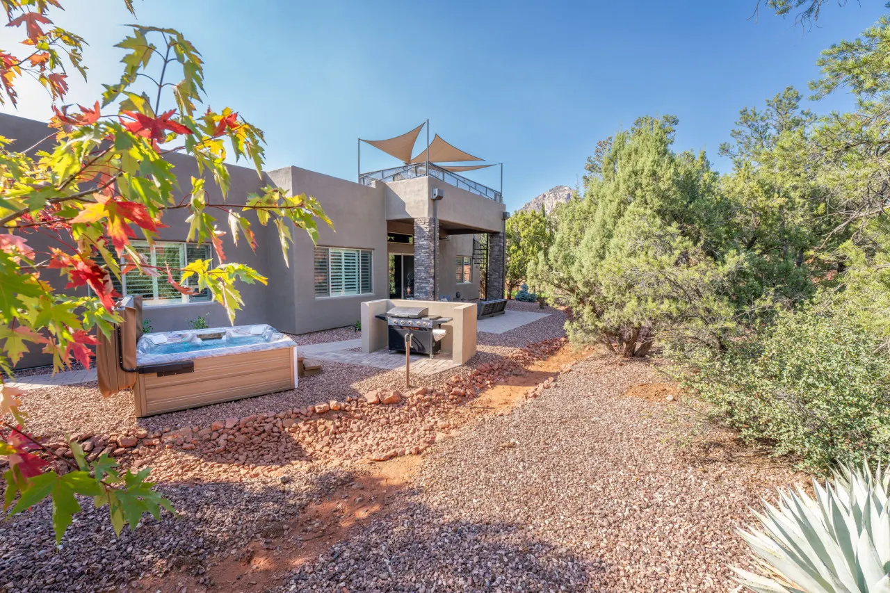 Red Rock Leisure 360° Views, Hot Tub & Rooftop 20