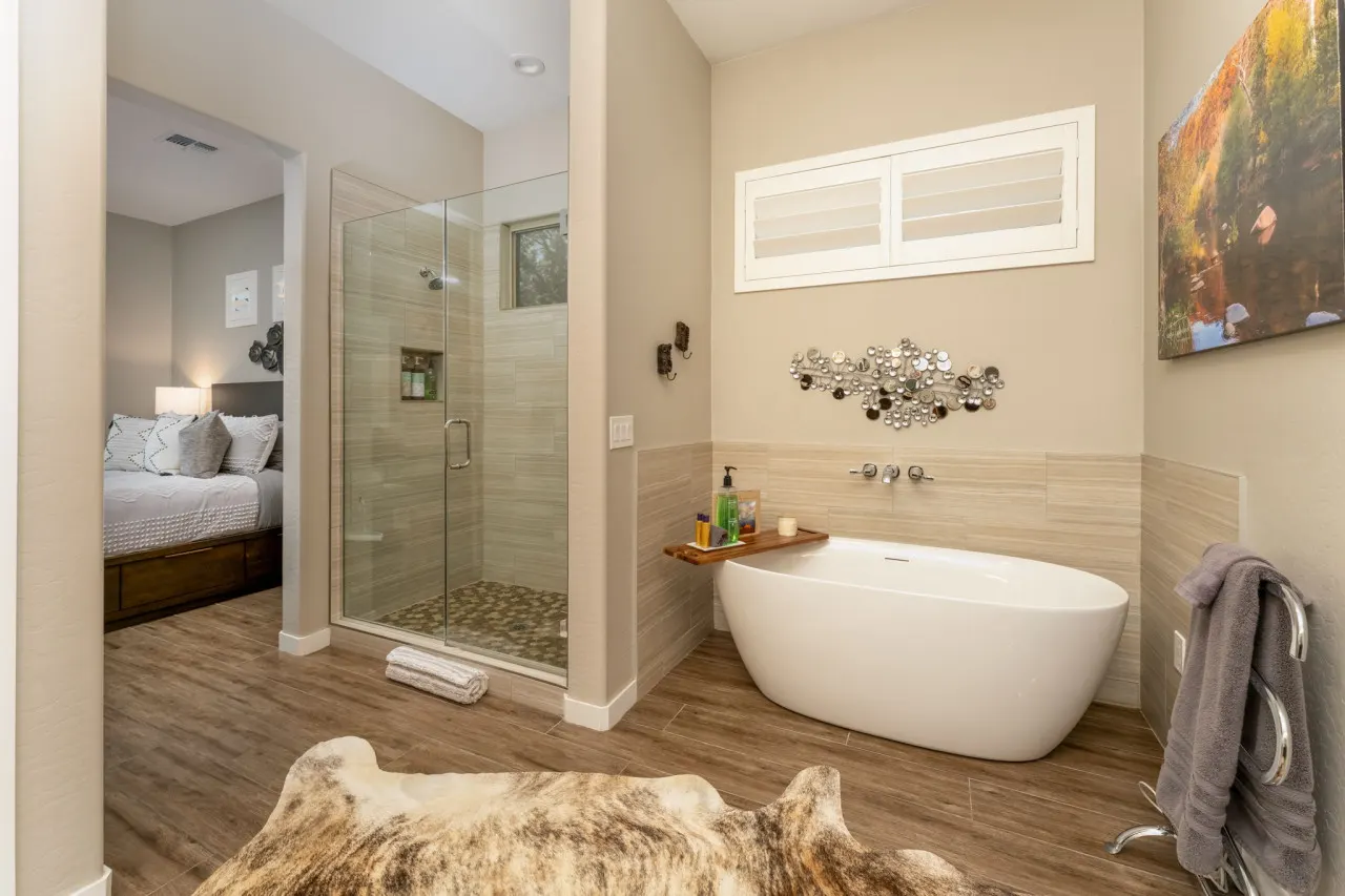 Red Rock Leisure 360° Views, Hot Tub & Rooftop 5