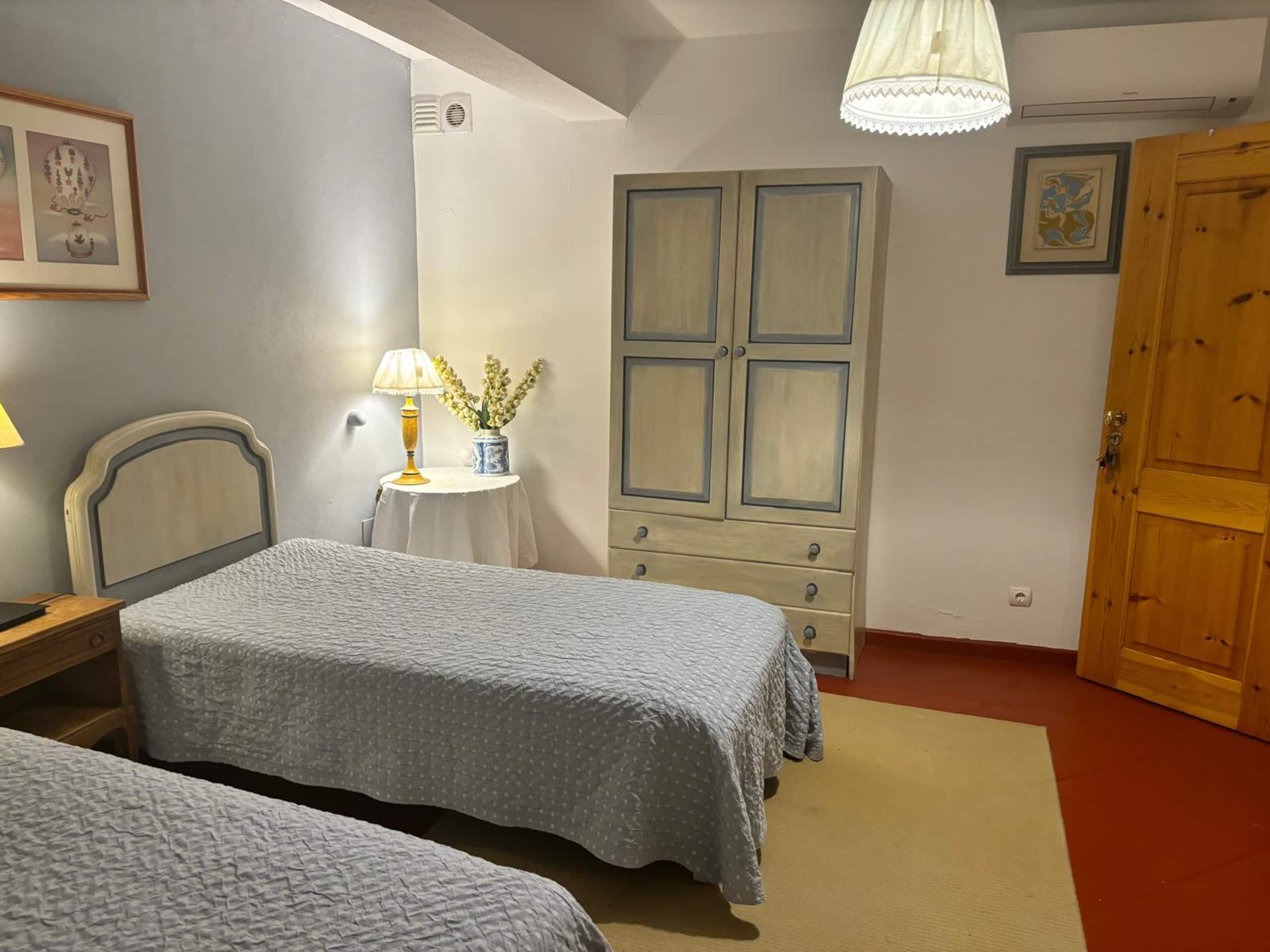 Villa with Luxury Garden in Sintra 24