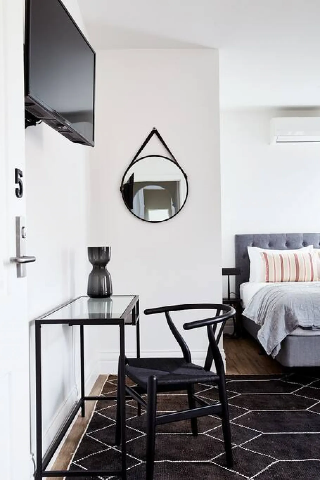 Convenient getaway close to MCG & Rod Laver Arena 2