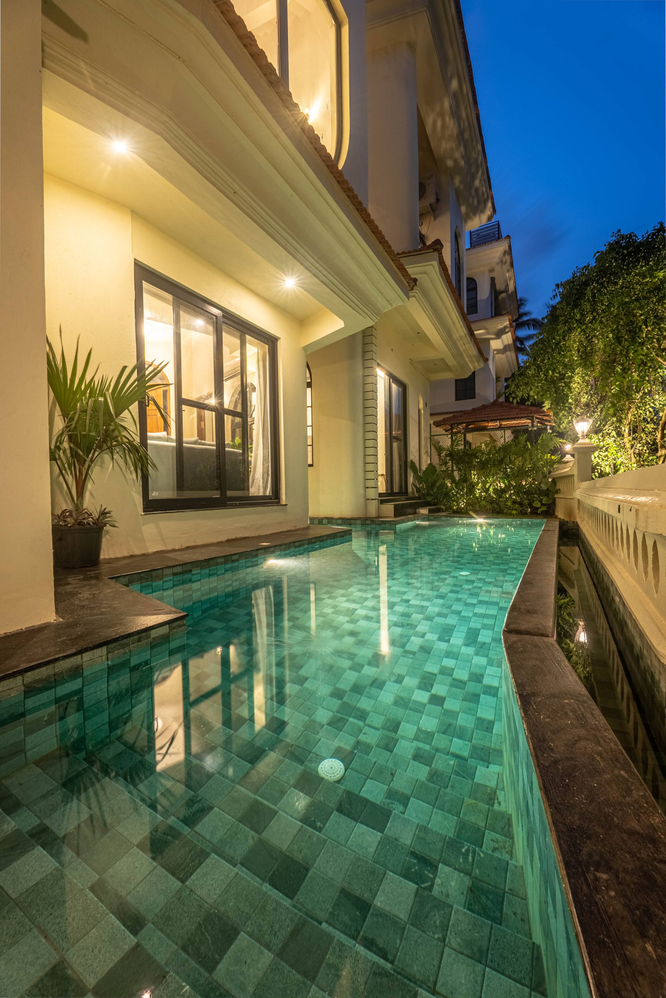 Private Pool 4BHK Luxury Villa |Parra - Assagao