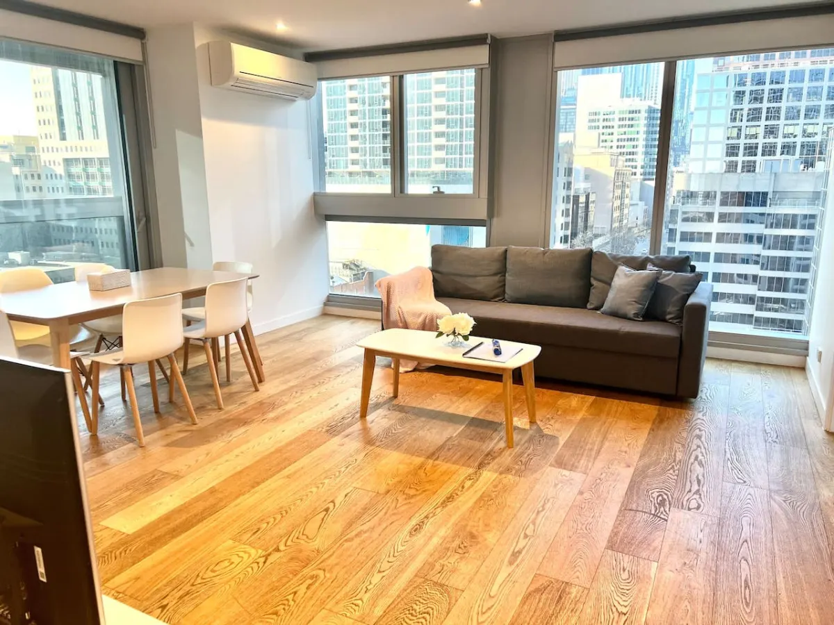 Two Urban Apartments – Melbourne CBD 1
