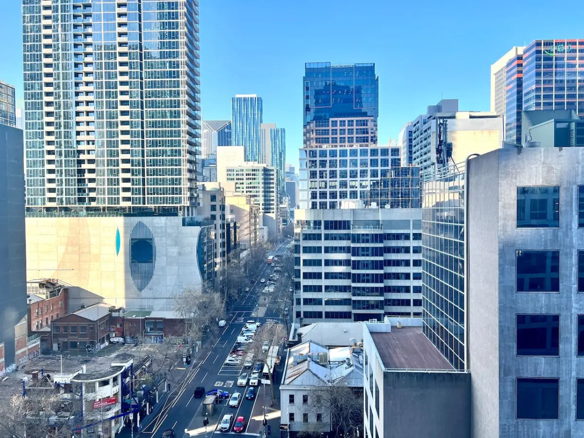 Two Urban Apartments – Melbourne CBD 16