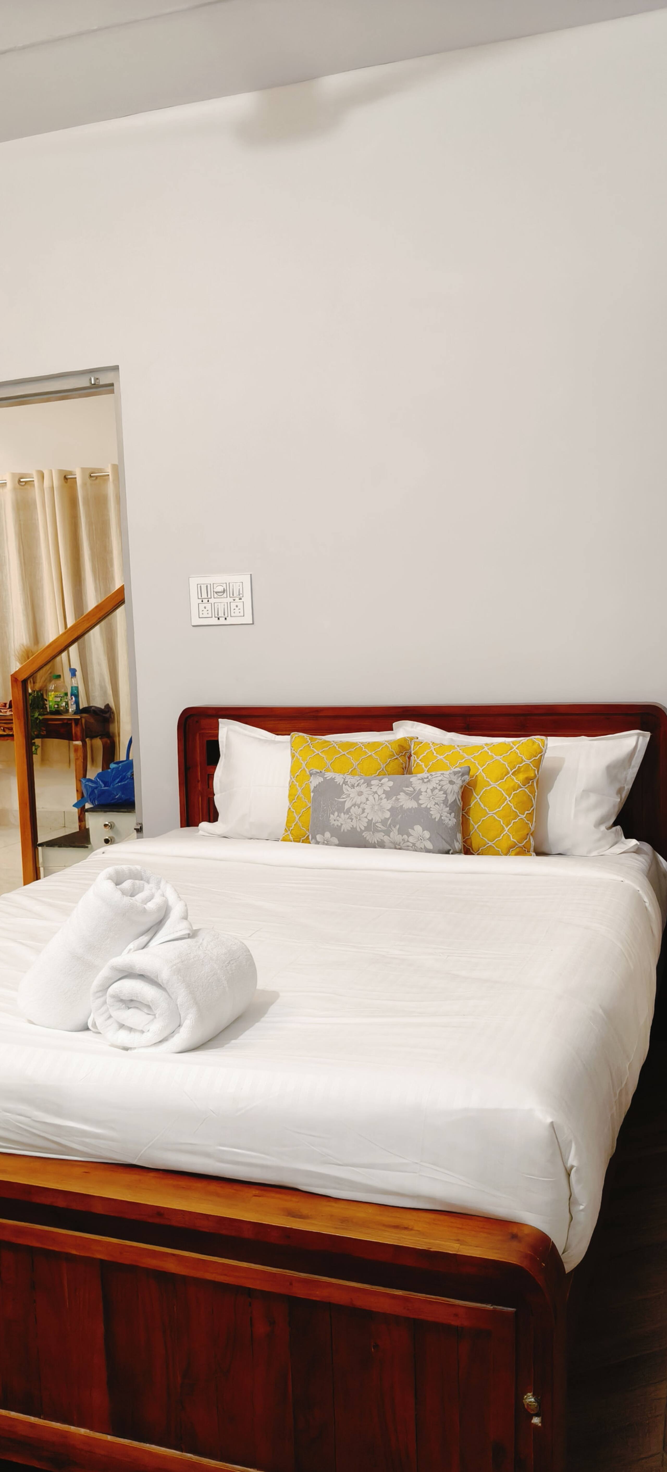 Aura - 3 BHK Luxury Modern Home 29