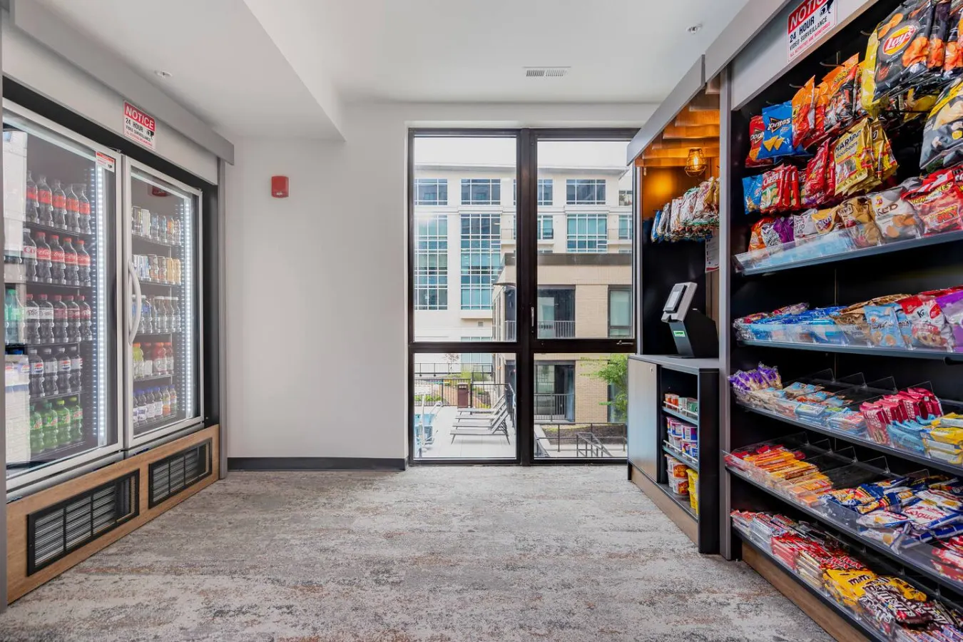 Super Luxury Mass Ave Condo Pool+Lounge+Gym+More 20