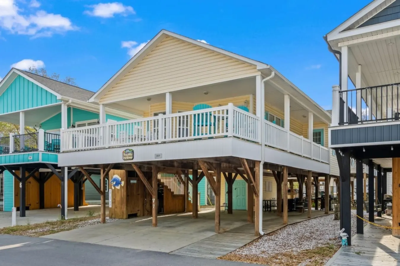 Seas The Day | Waterpark, Close to Beach & Porch