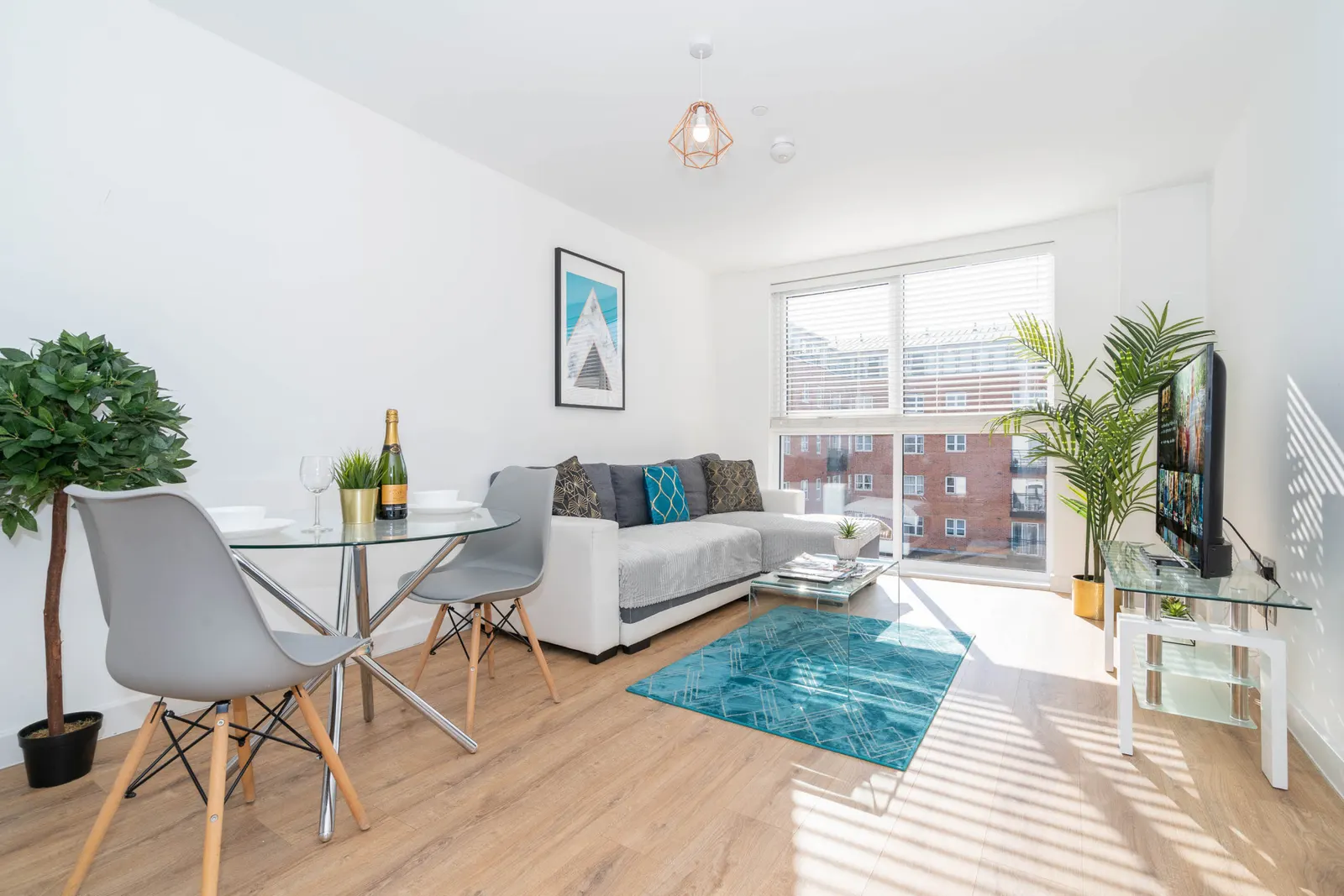 Modern City Centre Apartment - JQ - Fast WiFi 8