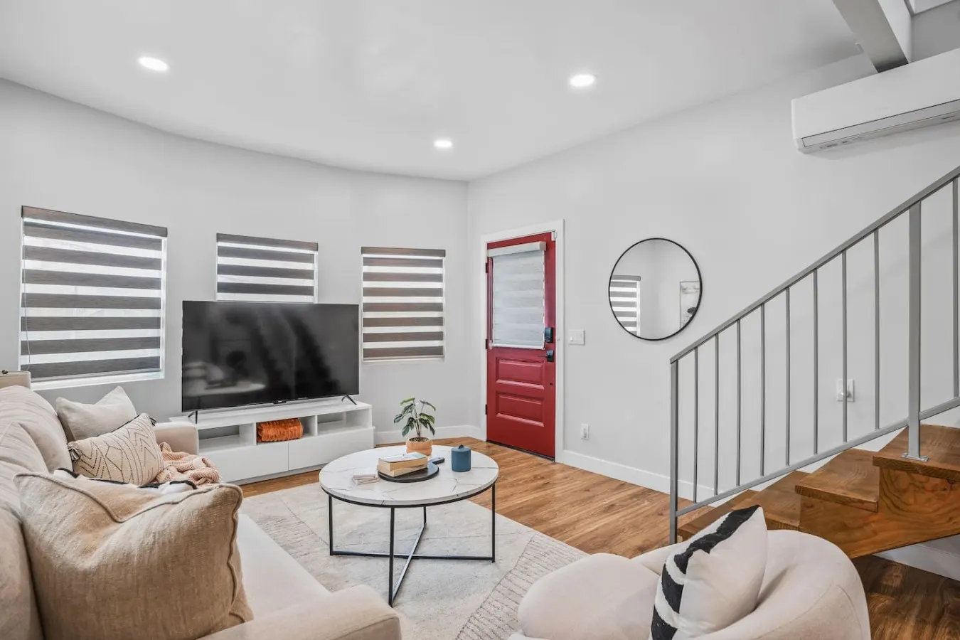 2BR-Golden Hill, Cozy+Games, Driveway Parking 15