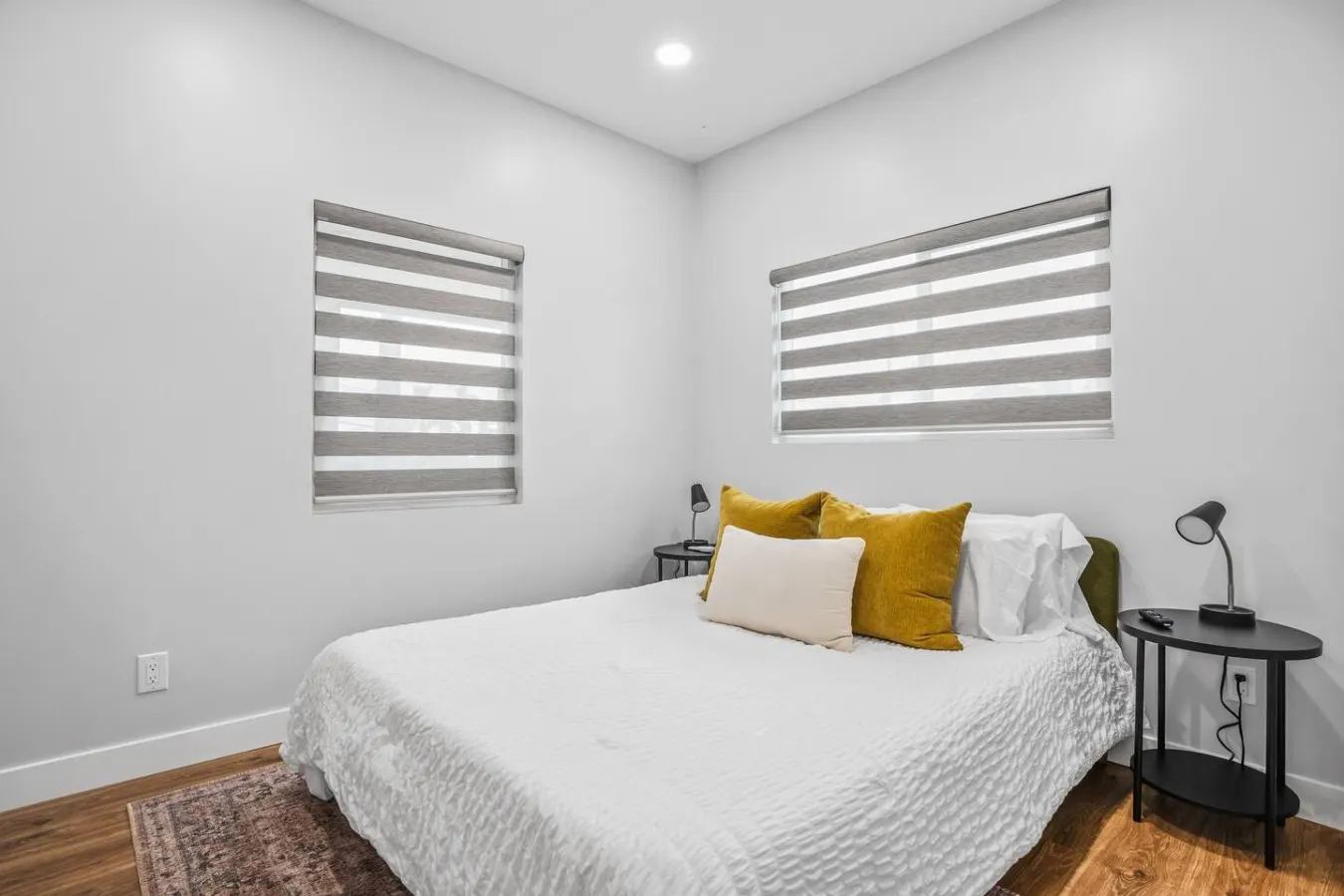 2BR-Golden Hill, Cozy+Games, Driveway Parking 16