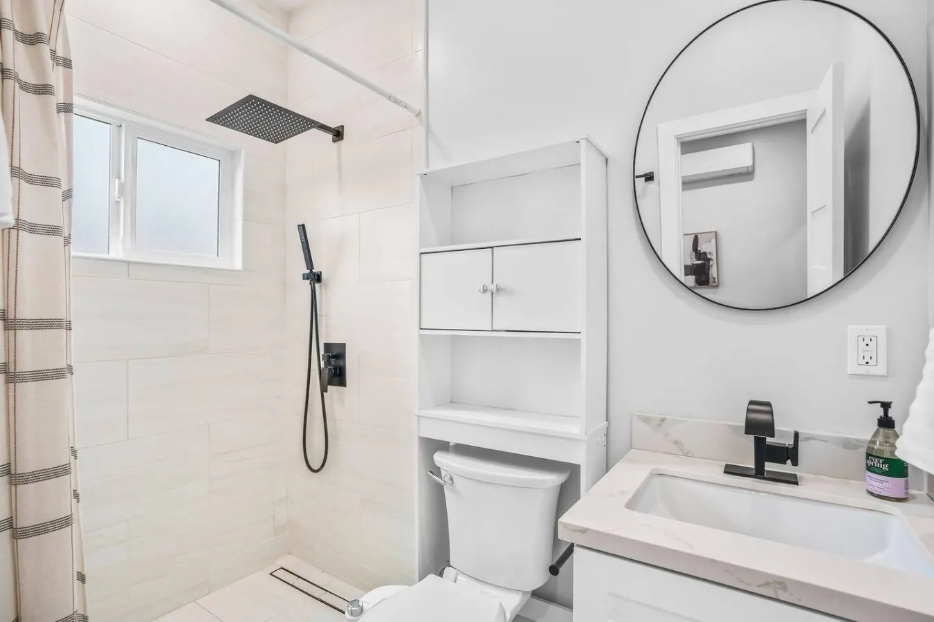 2BR-Golden Hill, Cozy+Games, Driveway Parking 20