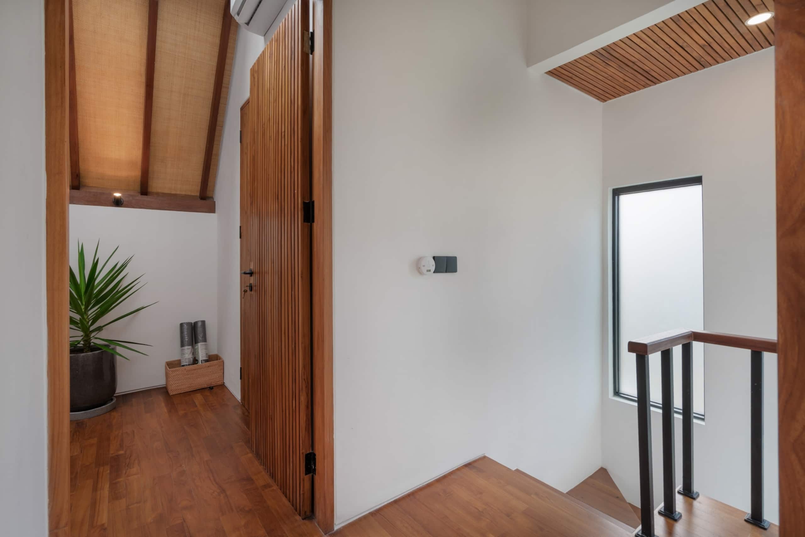 Tukad Hut - 2BR Glass-Frame Pool Villa, Canggu 21
