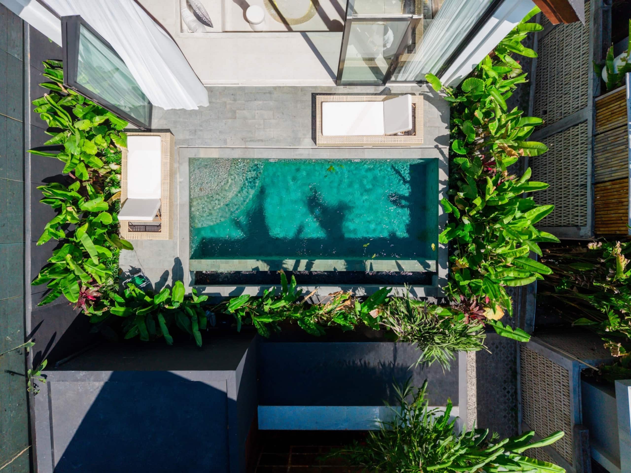 Tukad Hut - 2BR Glass-Frame Pool Villa, Canggu — photo 5