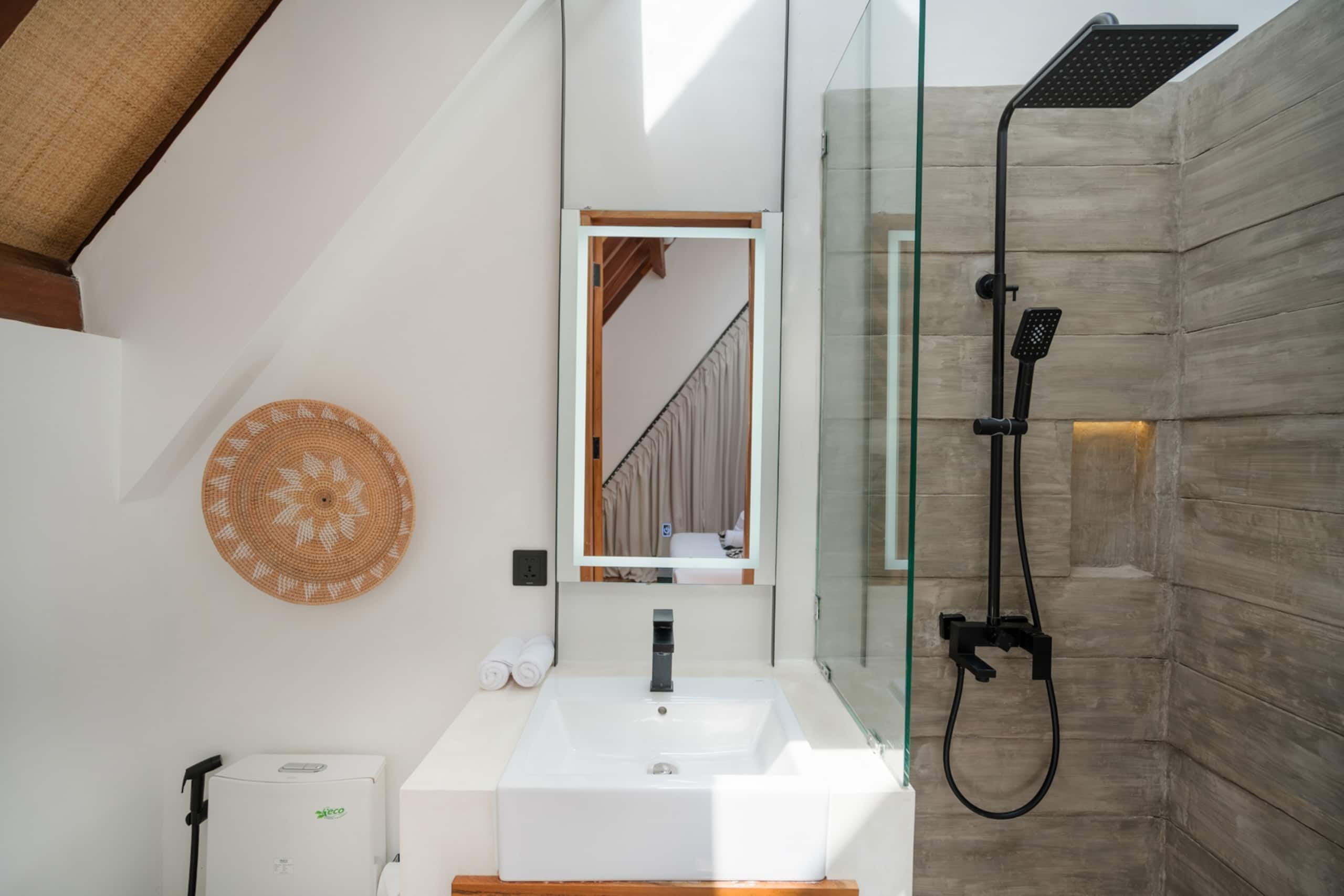 Tukad Hut - 2BR Glass-Frame Pool Villa, Canggu 24