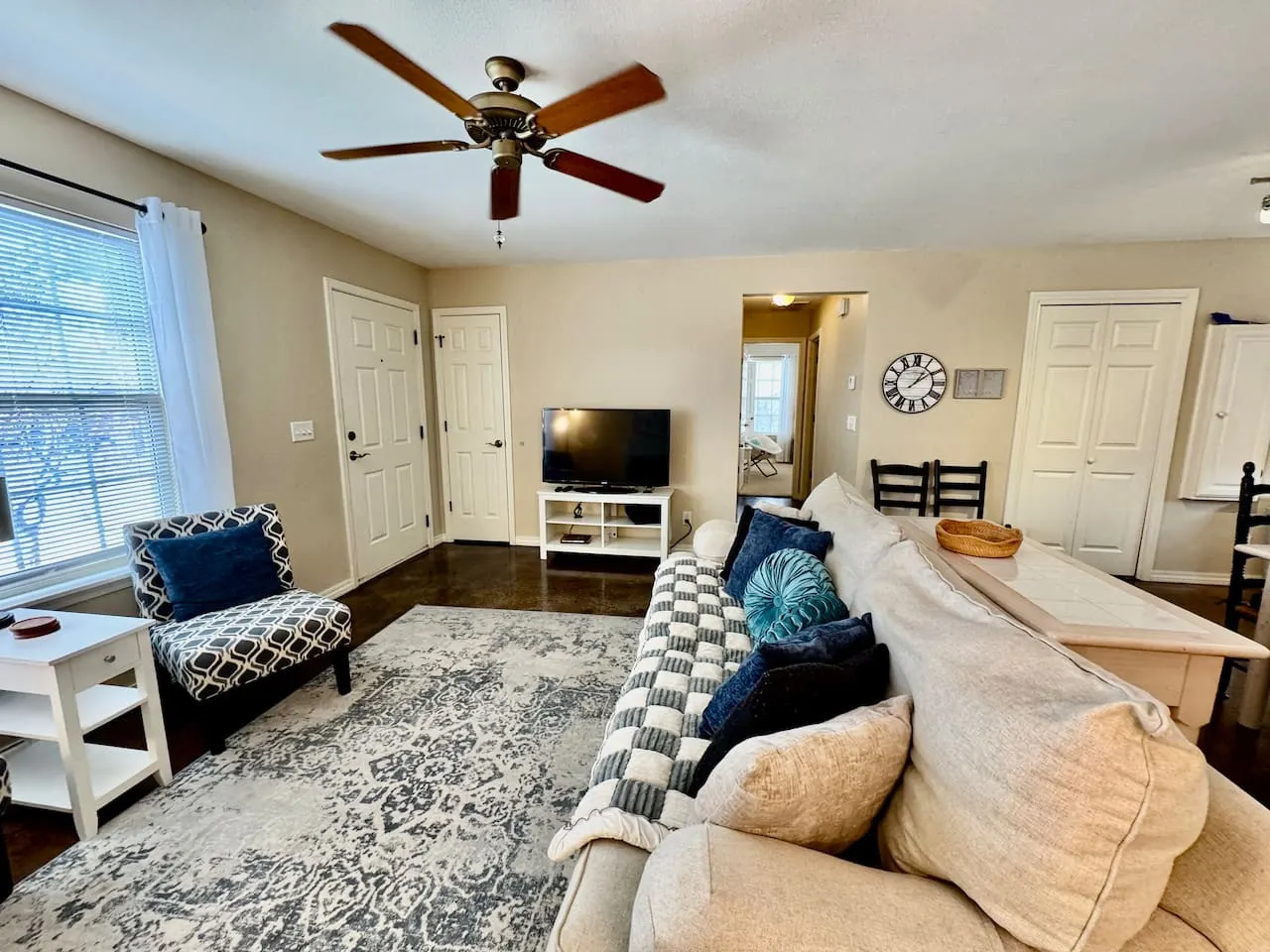 Cozy Corner Cottage 9