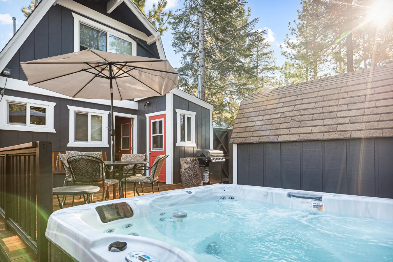 National Forest View Chalet, Mins 2 MTN & Hot Tub