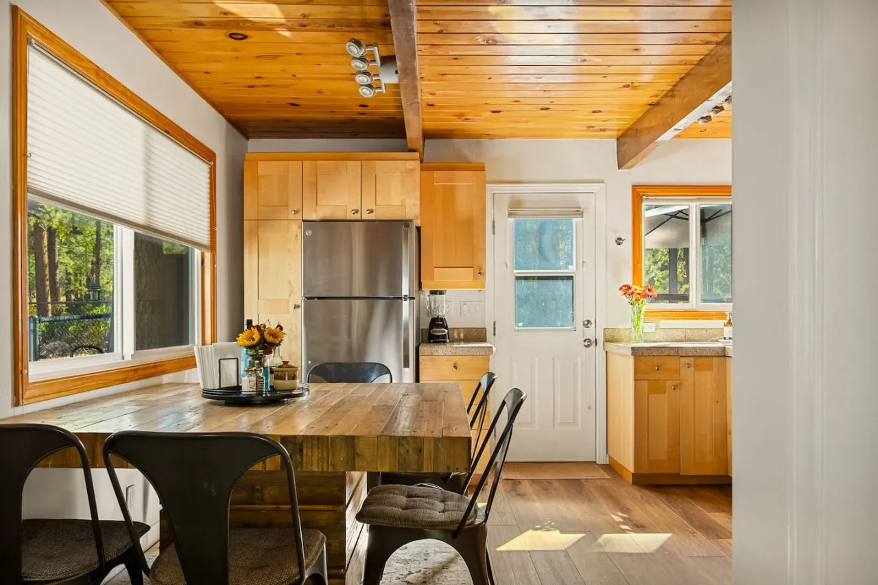 National Forest View Chalet, Mins 2 MTN & Hot Tub 7