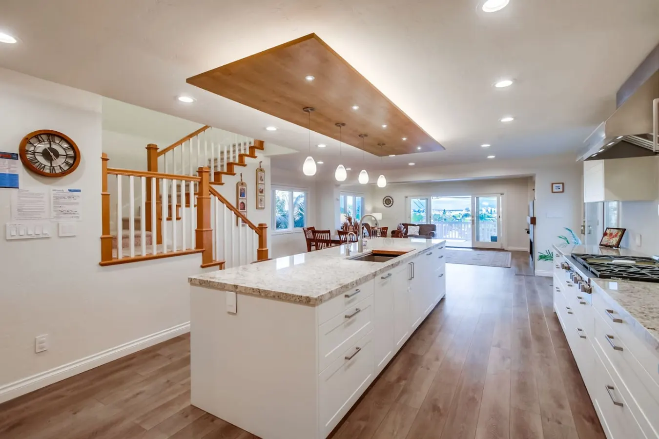 Point Loma Serenity -6BR/4BA Luxury w/ Views — photo 2
