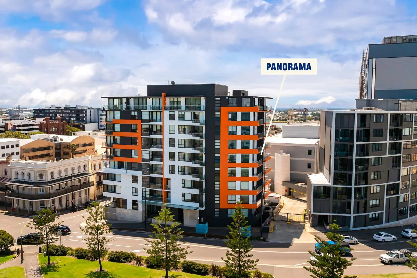Panorama on Newcastle Beach - Free Parking - Views 15