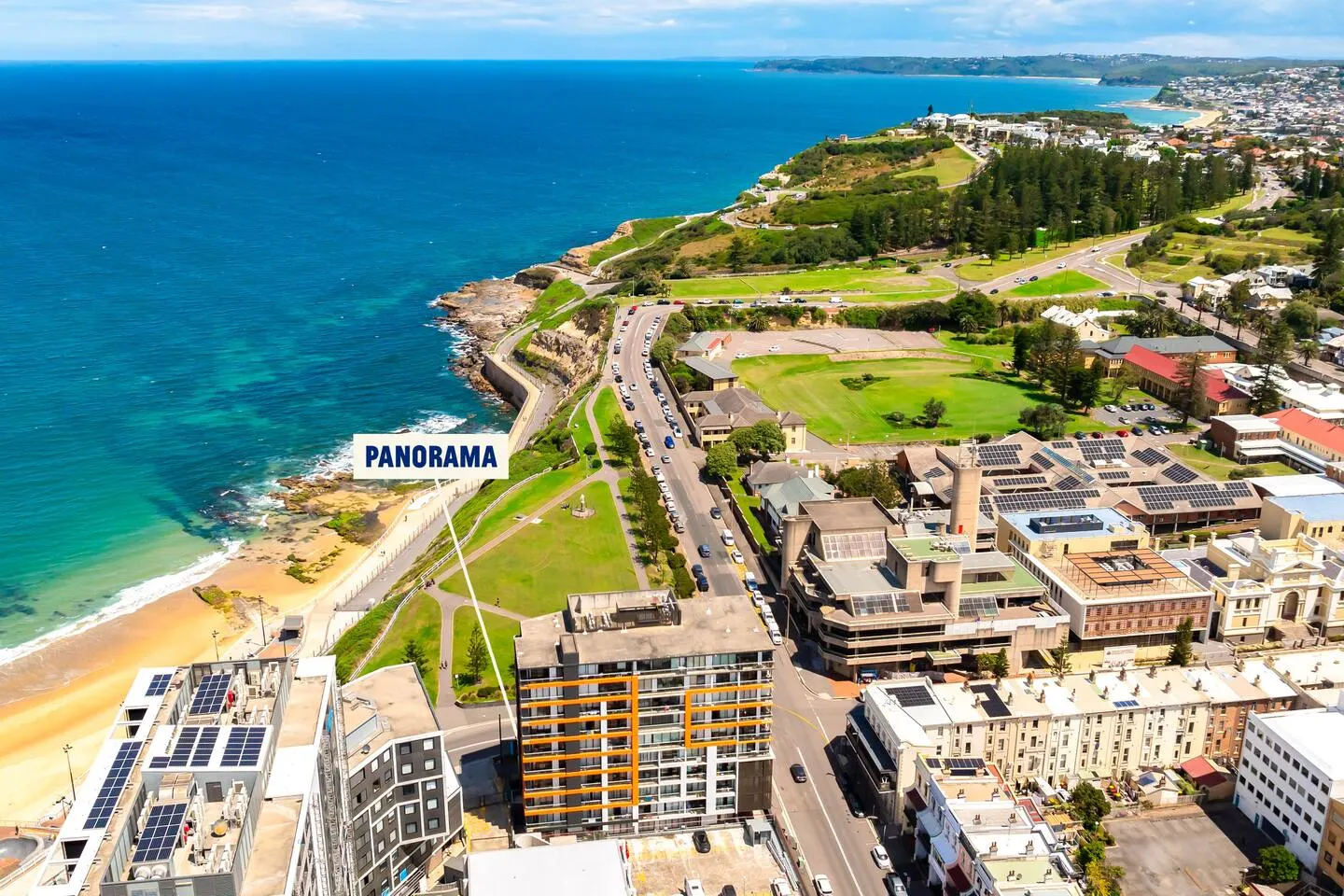 Panorama on Newcastle Beach - Free Parking - Views 17