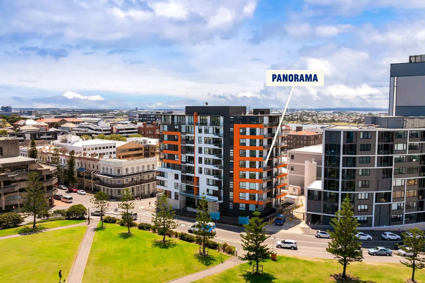 Panorama on Newcastle Beach - Free Parking - Views 20
