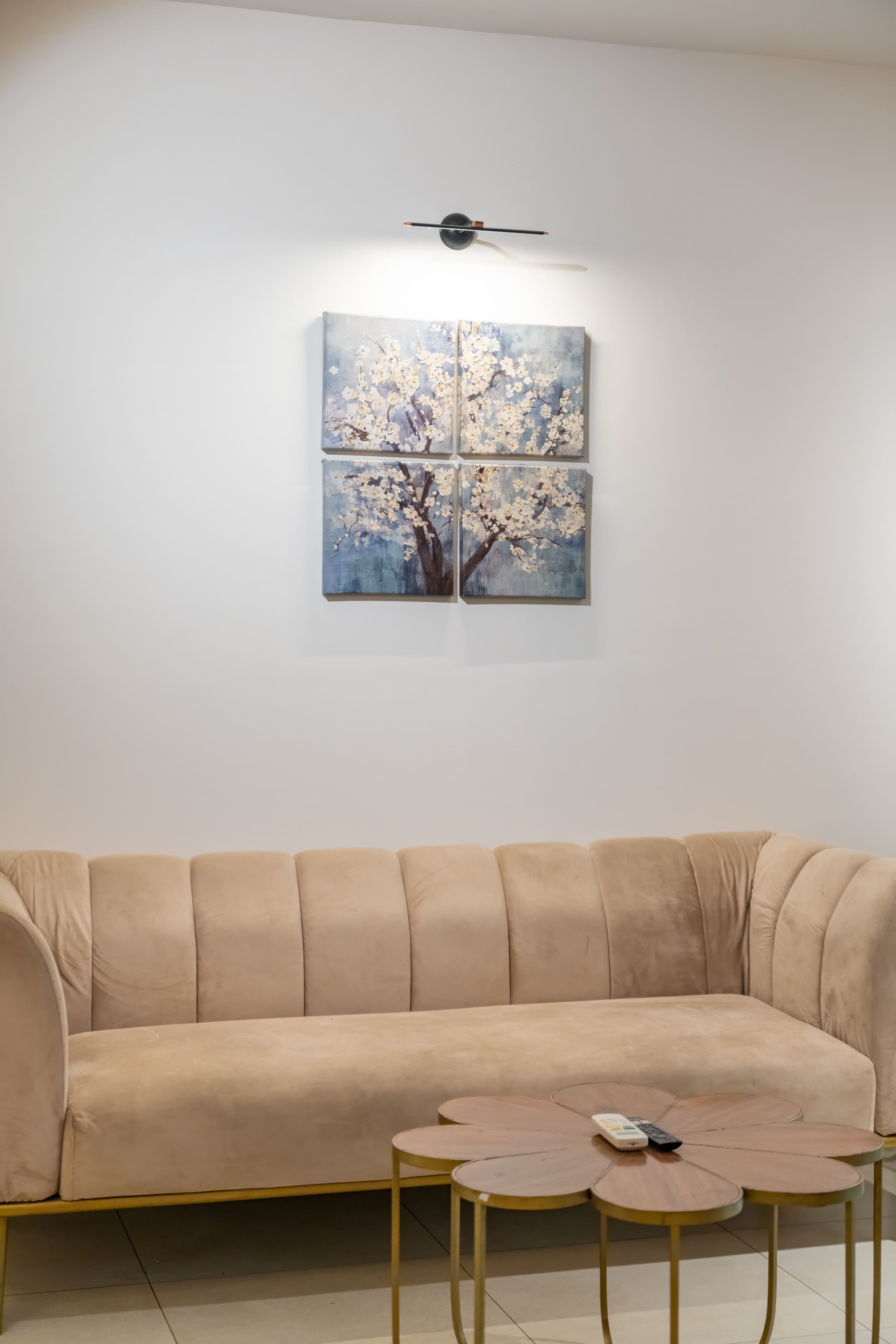 Sereno Siesta 2bhk cosy apt w/balcony swing & pool 11