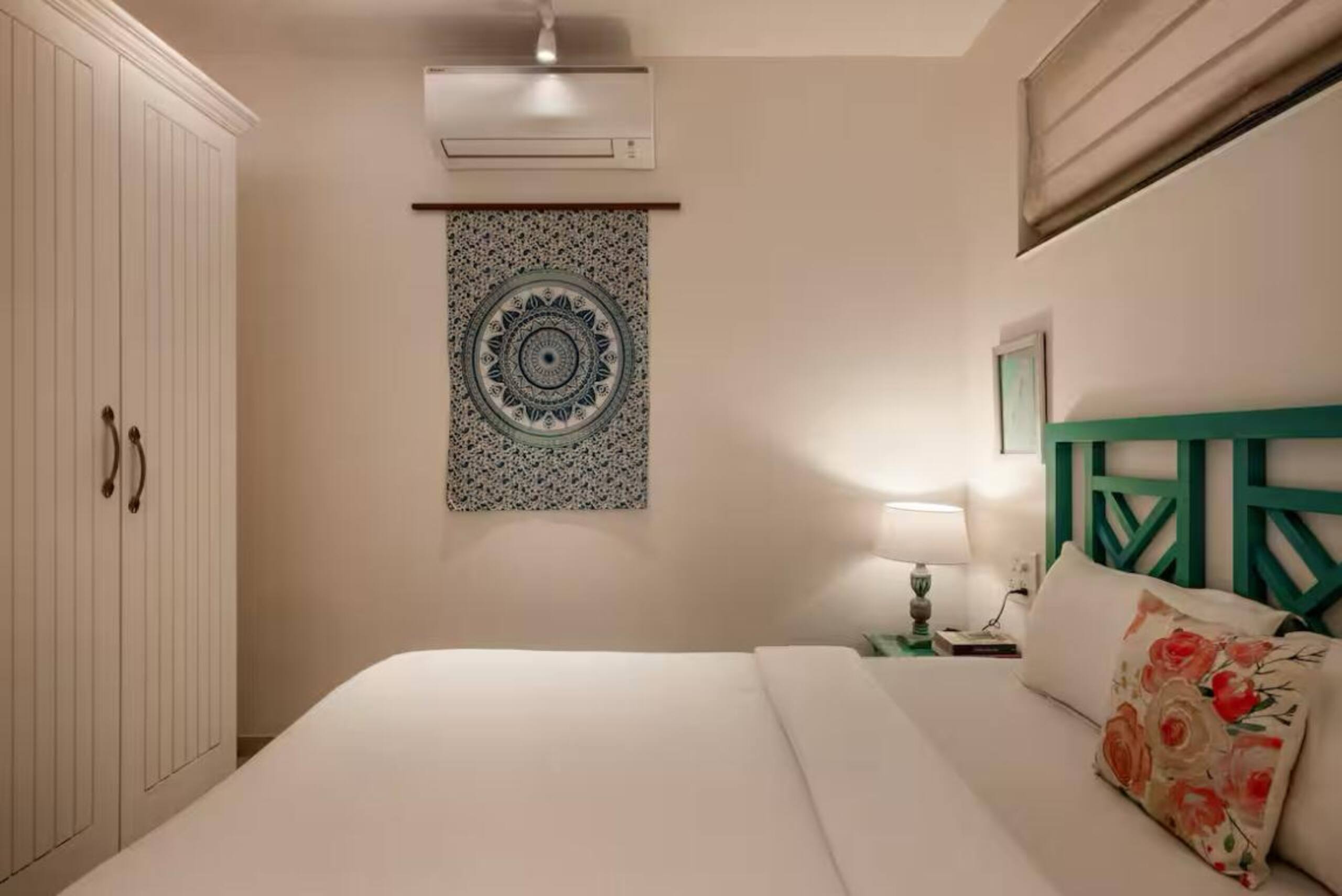Sereno Siesta 2bhk cosy apt w/balcony swing & pool 30
